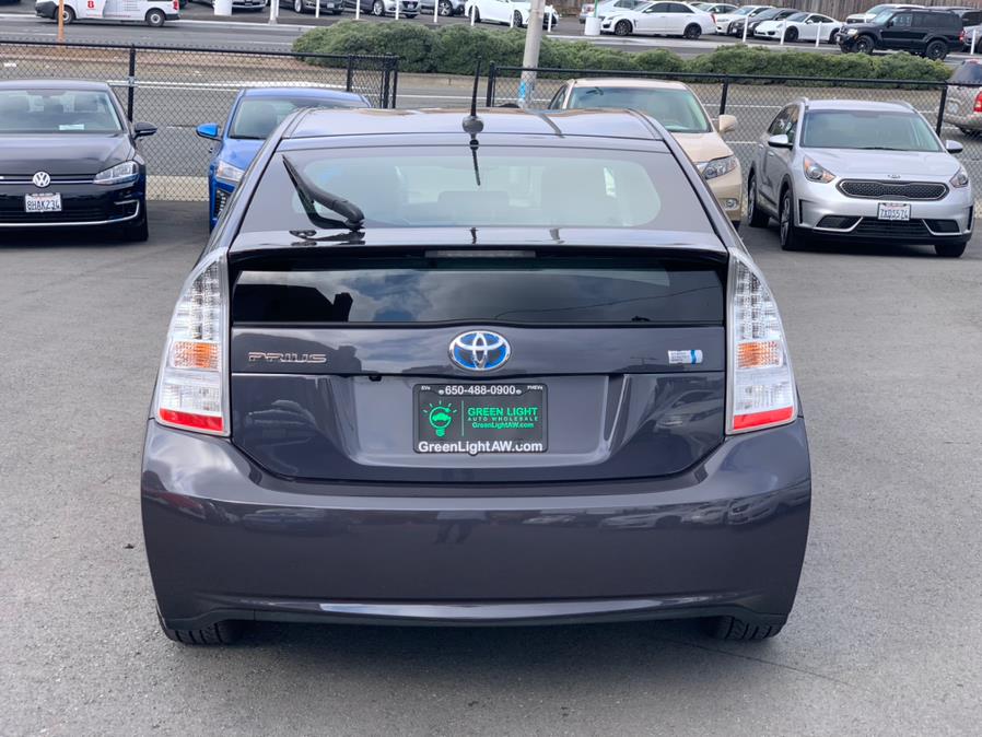 Used Toyota Prius Five w/ Tech Pkg 2010 | Green Light Auto Wholesale. Daly City, California Used Toyota Prius Five w/ Tech Pkg 2010 | Green Light Auto Wholesale. Daly City, California