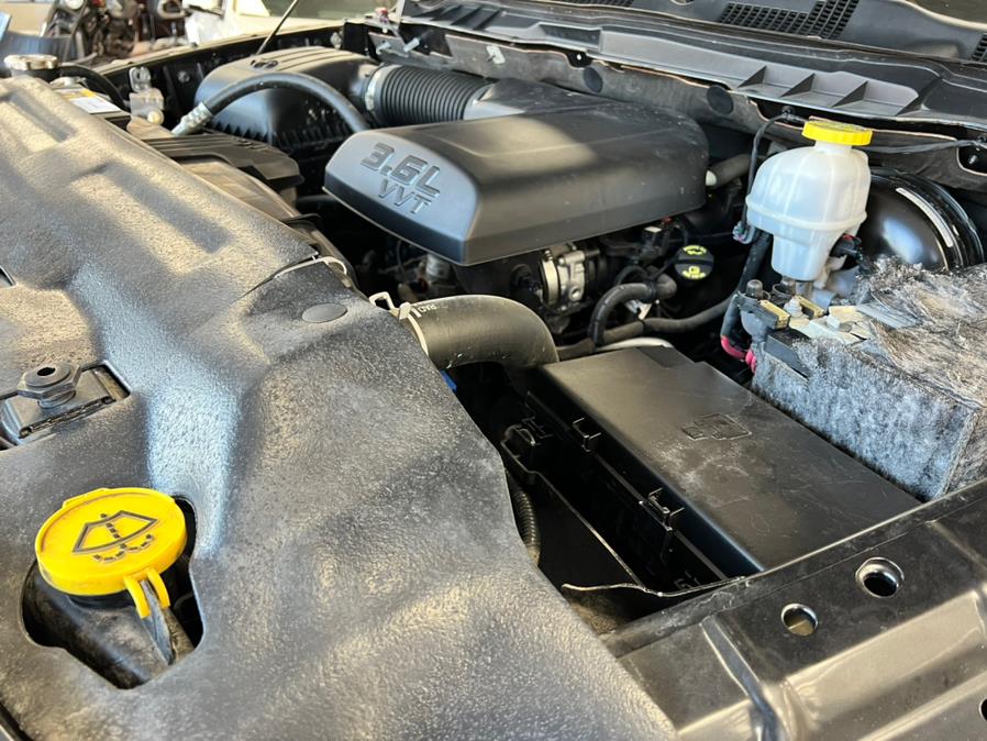 Used Ram 1500 Express 4x4 Quad Cab 6''4" Box 2018 | Power Motors East. Massapequa Park, New York Used Ram 1500 Express 4x4 Quad Cab 6''4" Box 2018 | Power Motors East. Massapequa Park, New York