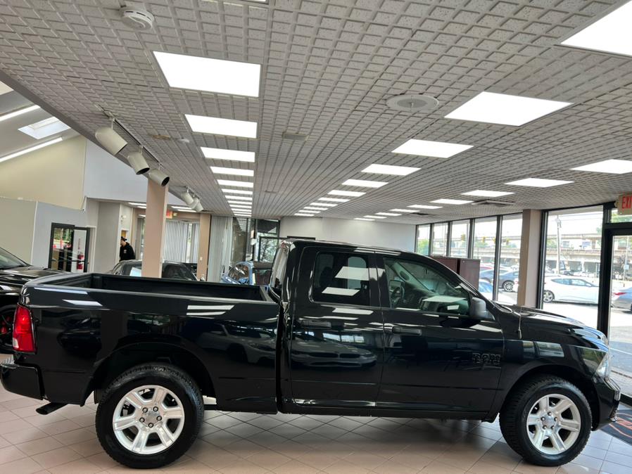 Used Ram 1500 Express 4x4 Quad Cab 6''4" Box 2018 | Power Motors East. Massapequa Park, New York Used Ram 1500 Express 4x4 Quad Cab 6''4" Box 2018 | Power Motors East. Massapequa Park, New York