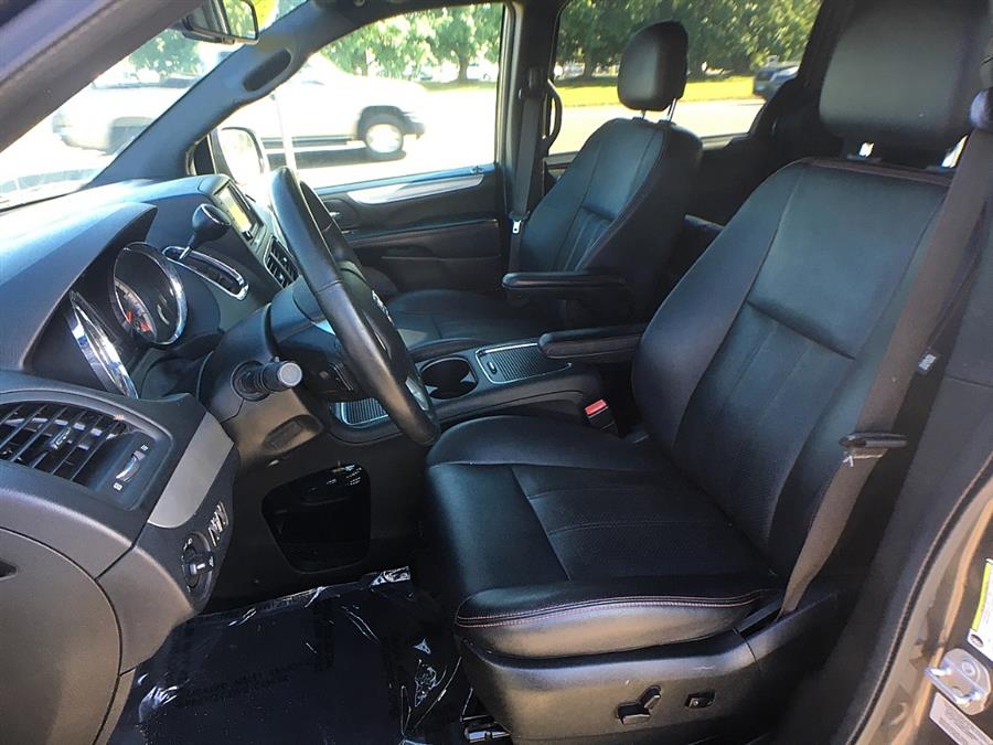 Used Dodge Grand Caravan GT Wagon Fleet 2017 | Smart Buy Auto Sales, LLC. Wallingford, Connecticut Used Dodge Grand Caravan GT Wagon Fleet 2017 | Smart Buy Auto Sales, LLC. Wallingford, Connecticut