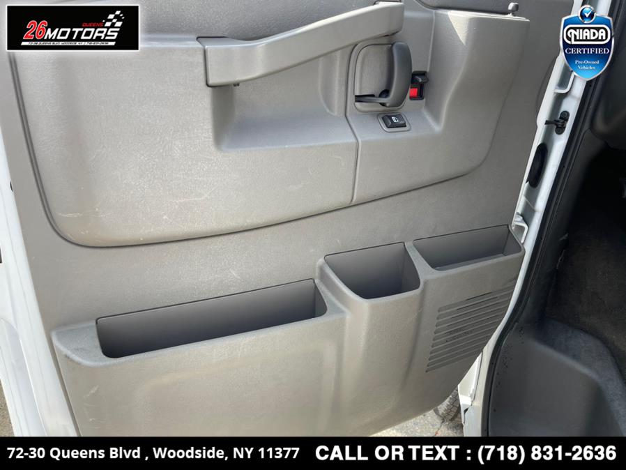 Used Chevrolet Express Passenger RWD 3500 155" LT 2018 | 26 Motors Queens. Woodside, New York Used Chevrolet Express Passenger RWD 3500 155" LT 2018 | 26 Motors Queens. Woodside, New York