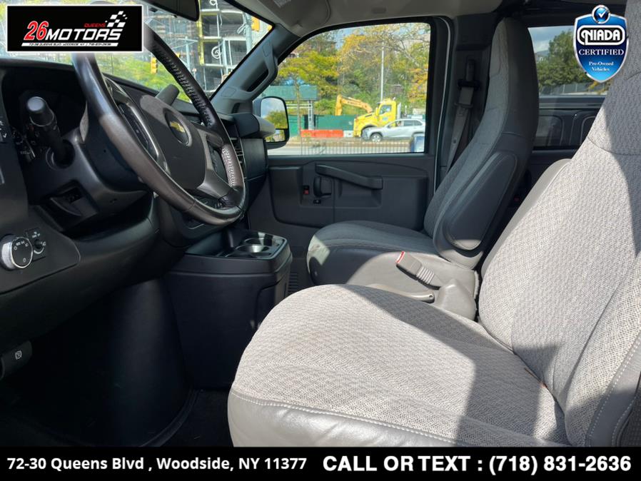 Used Chevrolet Express Passenger RWD 3500 155" LT 2018 | 26 Motors Queens. Woodside, New York Used Chevrolet Express Passenger RWD 3500 155" LT 2018 | 26 Motors Queens. Woodside, New York