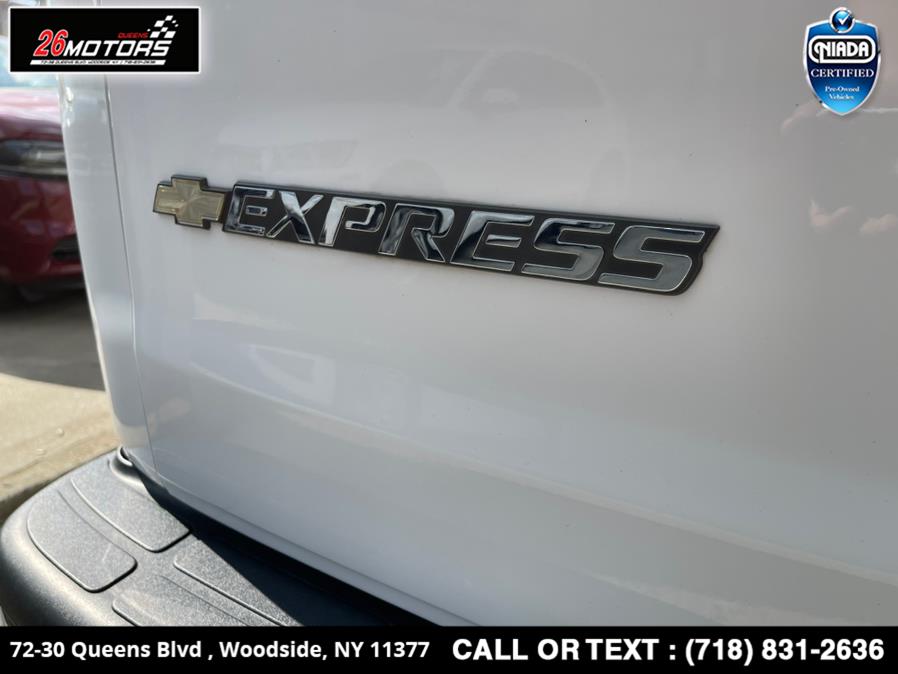 Used Chevrolet Express Passenger RWD 3500 155" LT 2018 | 26 Motors Queens. Woodside, New York Used Chevrolet Express Passenger RWD 3500 155" LT 2018 | 26 Motors Queens. Woodside, New York