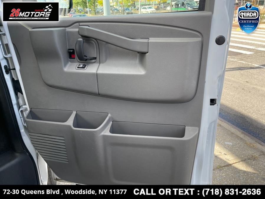 Used Chevrolet Express Passenger RWD 3500 155" LT 2018 | 26 Motors Queens. Woodside, New York Used Chevrolet Express Passenger RWD 3500 155" LT 2018 | 26 Motors Queens. Woodside, New York