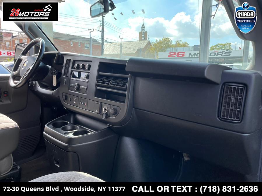 Used Chevrolet Express Passenger RWD 3500 155" LT 2018 | 26 Motors Queens. Woodside, New York Used Chevrolet Express Passenger RWD 3500 155" LT 2018 | 26 Motors Queens. Woodside, New York