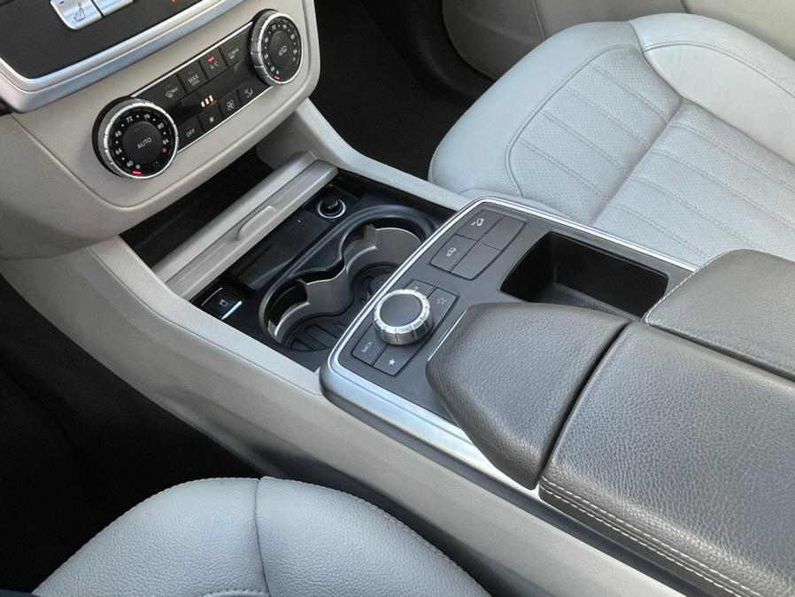 Used Mercedes-Benz GL-Class 4MATIC 4dr GL 450 2015 | Champion Auto Hillside. Hillside, New Jersey Used Mercedes-Benz GL-Class 4MATIC 4dr GL 450 2015 | Champion Auto Hillside. Hillside, New Jersey
