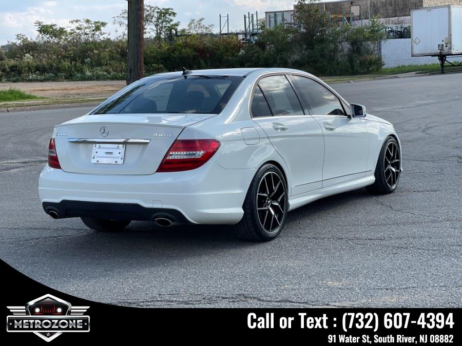 Used Mercedes-Benz C-Class 4dr Sdn C300 Luxury 4MATIC 2012 | Metrozone Motor Group. South River, New Jersey Used Mercedes-Benz C-Class 4dr Sdn C300 Luxury 4MATIC 2012 | Metrozone Motor Group. South River, New Jersey