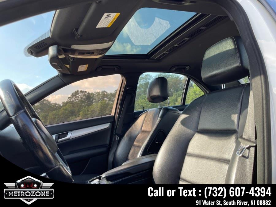 Used Mercedes-Benz C-Class 4dr Sdn C300 Luxury 4MATIC 2012 | Metrozone Motor Group. South River, New Jersey Used Mercedes-Benz C-Class 4dr Sdn C300 Luxury 4MATIC 2012 | Metrozone Motor Group. South River, New Jersey