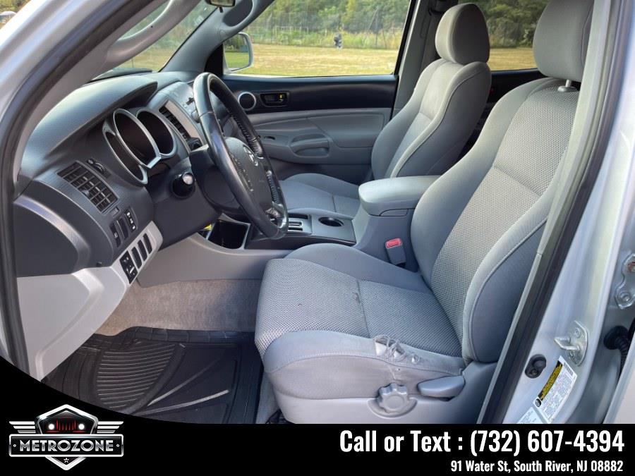 Used Toyota Tacoma Double 128" Auto 4WD 2005 | Metrozone Motor Group. South River, New Jersey Used Toyota Tacoma Double 128" Auto 4WD 2005 | Metrozone Motor Group. South River, New Jersey
