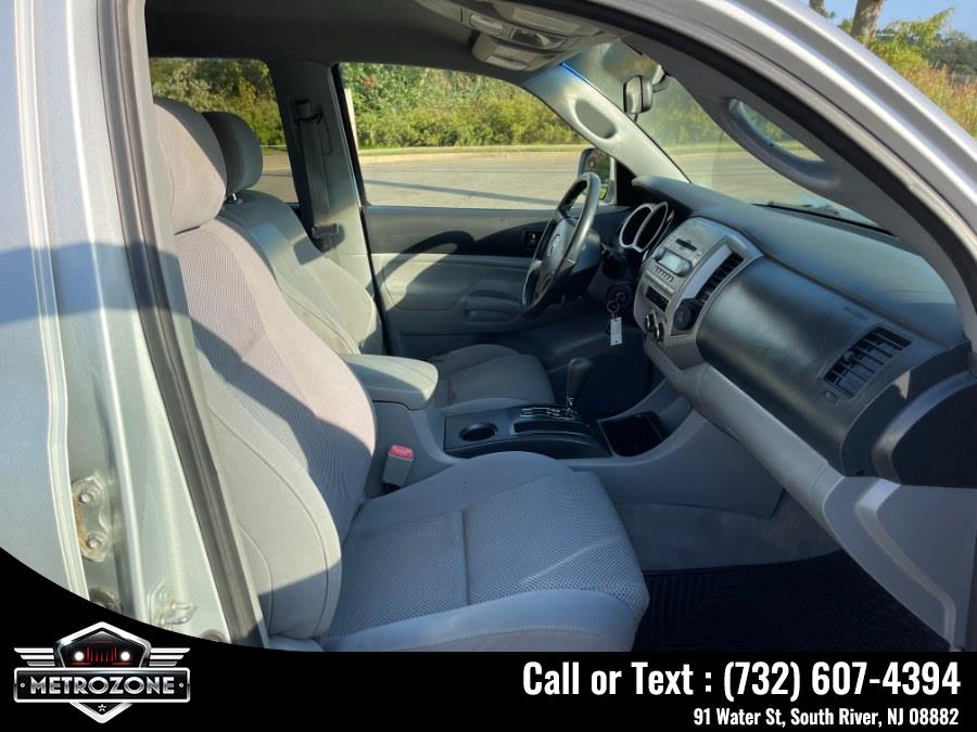 Used Toyota Tacoma Double 128" Auto 4WD 2005 | Metrozone Motor Group. South River, New Jersey Used Toyota Tacoma Double 128" Auto 4WD 2005 | Metrozone Motor Group. South River, New Jersey