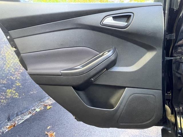 Used Ford Focus SE 2016 | Blasius Federal Road. Brookfield, Connecticut Used Ford Focus SE 2016 | Blasius Federal Road. Brookfield, Connecticut