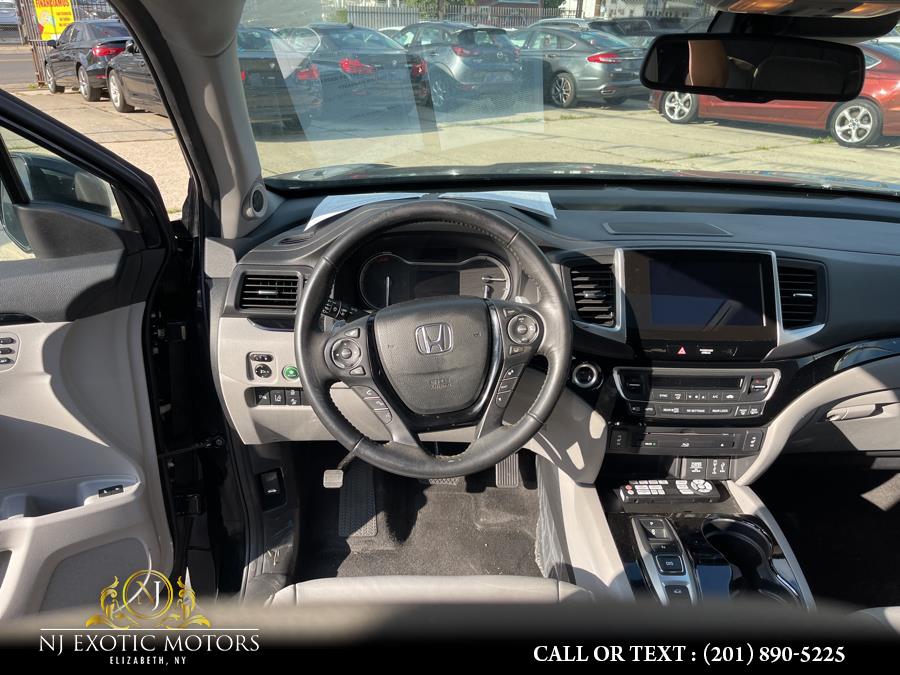 Used Honda Pilot Touring AWD 2017 | NJ Exotic Motors. Elizabeth, New Jersey Used Honda Pilot Touring AWD 2017 | NJ Exotic Motors. Elizabeth, New Jersey