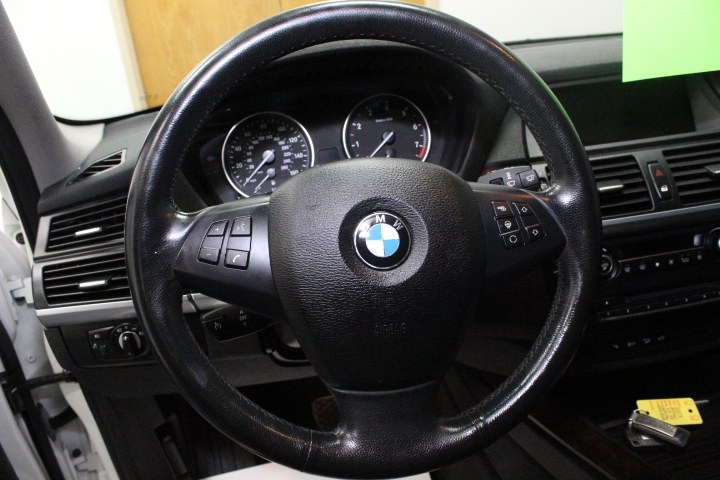Used BMW X5 AWD 4dr xDrive35i Premium 2013 | New England Auto Sales LLC. Plainville, Connecticut Used BMW X5 AWD 4dr xDrive35i Premium 2013 | New England Auto Sales LLC. Plainville, Connecticut