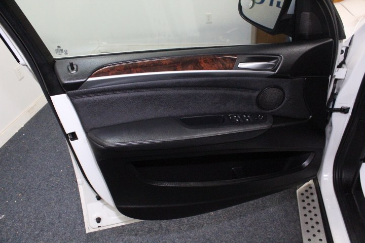 Used BMW X5 AWD 4dr xDrive35i Premium 2013 | New England Auto Sales LLC. Plainville, Connecticut Used BMW X5 AWD 4dr xDrive35i Premium 2013 | New England Auto Sales LLC. Plainville, Connecticut