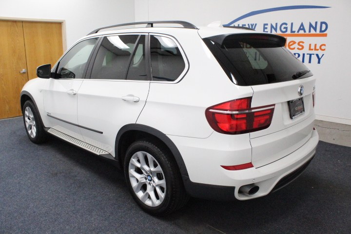 Used BMW X5 AWD 4dr xDrive35i Premium 2013 | New England Auto Sales LLC. Plainville, Connecticut Used BMW X5 AWD 4dr xDrive35i Premium 2013 | New England Auto Sales LLC. Plainville, Connecticut