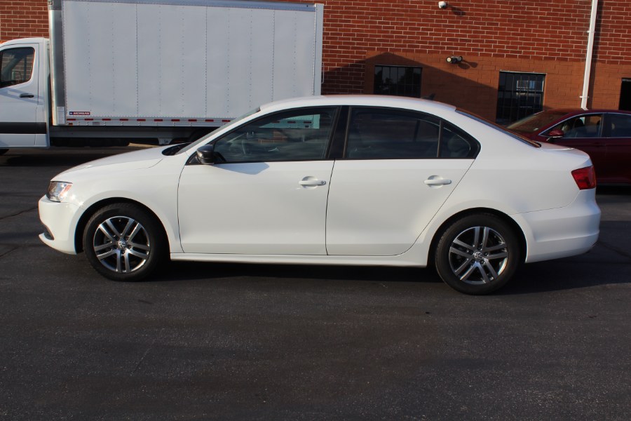 Used Volkswagen Jetta Sedan 4dr DSG TDI 2014 | Car Tec Enterprise Leasing & Sales LLC. Deer Park, New York Used Volkswagen Jetta Sedan 4dr DSG TDI 2014 | Car Tec Enterprise Leasing & Sales LLC. Deer Park, New York