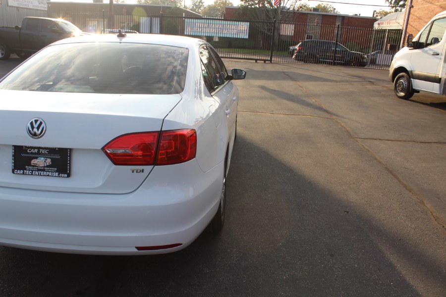 Used Volkswagen Jetta Sedan 4dr DSG TDI 2014 | Car Tec Enterprise Leasing & Sales LLC. Deer Park, New York Used Volkswagen Jetta Sedan 4dr DSG TDI 2014 | Car Tec Enterprise Leasing & Sales LLC. Deer Park, New York