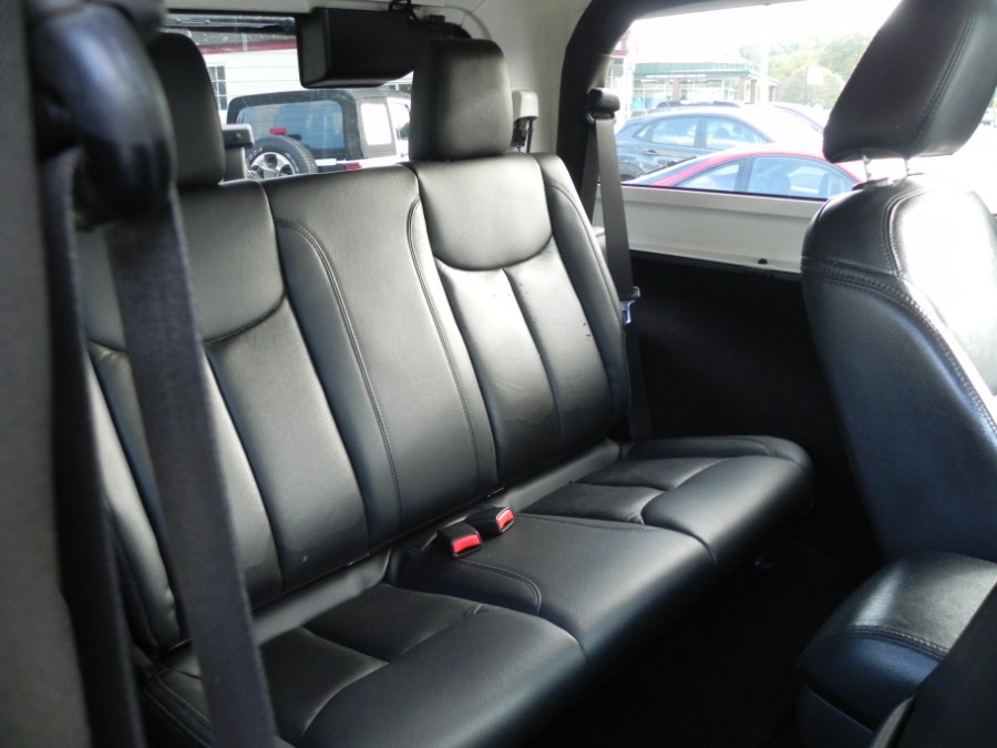 Used Jeep Wrangler 4WD 2dr Rubicon 2013 | Marty Motors Inc. Ridgefield, Connecticut Used Jeep Wrangler 4WD 2dr Rubicon 2013 | Marty Motors Inc. Ridgefield, Connecticut