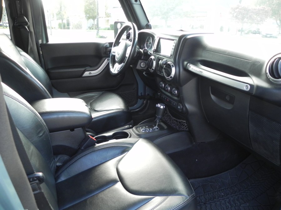 Used Jeep Wrangler 4WD 2dr Rubicon 2013 | Marty Motors Inc. Ridgefield, Connecticut Used Jeep Wrangler 4WD 2dr Rubicon 2013 | Marty Motors Inc. Ridgefield, Connecticut