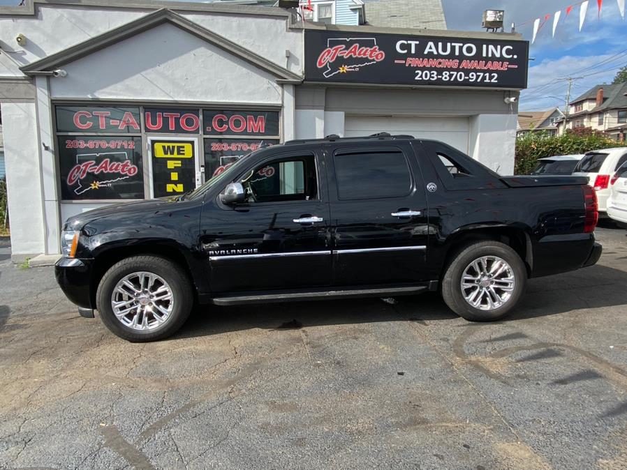 2013 Chevrolet Avalanche 4WD Crew Cab LTZ, available for sale in Bridgeport, Connecticut | CT Auto. Bridgeport, Connecticut