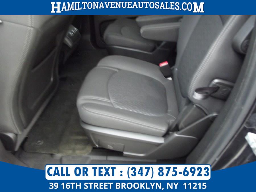 Used GMC Acadia AWD 4dr SLE w/SLE-2 2013 | Hamilton Avenue Auto Sales DBA Nyautoauction.com. Brooklyn, New York Used GMC Acadia AWD 4dr SLE w/SLE-2 2013 | Hamilton Avenue Auto Sales DBA Nyautoauction.com. Brooklyn, New York