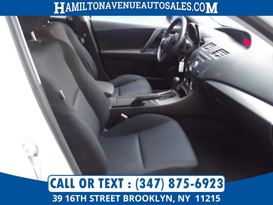 Used Mazda Mazda3 4dr Sdn Auto i SV 2013 | NY Auto Auction. Brooklyn, New York Used Mazda Mazda3 4dr Sdn Auto i SV 2013 | NY Auto Auction. Brooklyn, New York