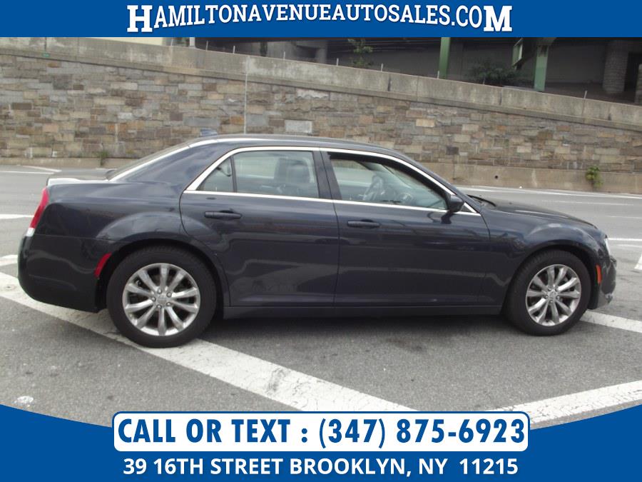 Used Chrysler 300 4dr Sdn Limited AWD 2016 | Hamilton Avenue Auto Sales DBA Nyautoauction.com. Brooklyn, New York Used Chrysler 300 4dr Sdn Limited AWD 2016 | Hamilton Avenue Auto Sales DBA Nyautoauction.com. Brooklyn, New York
