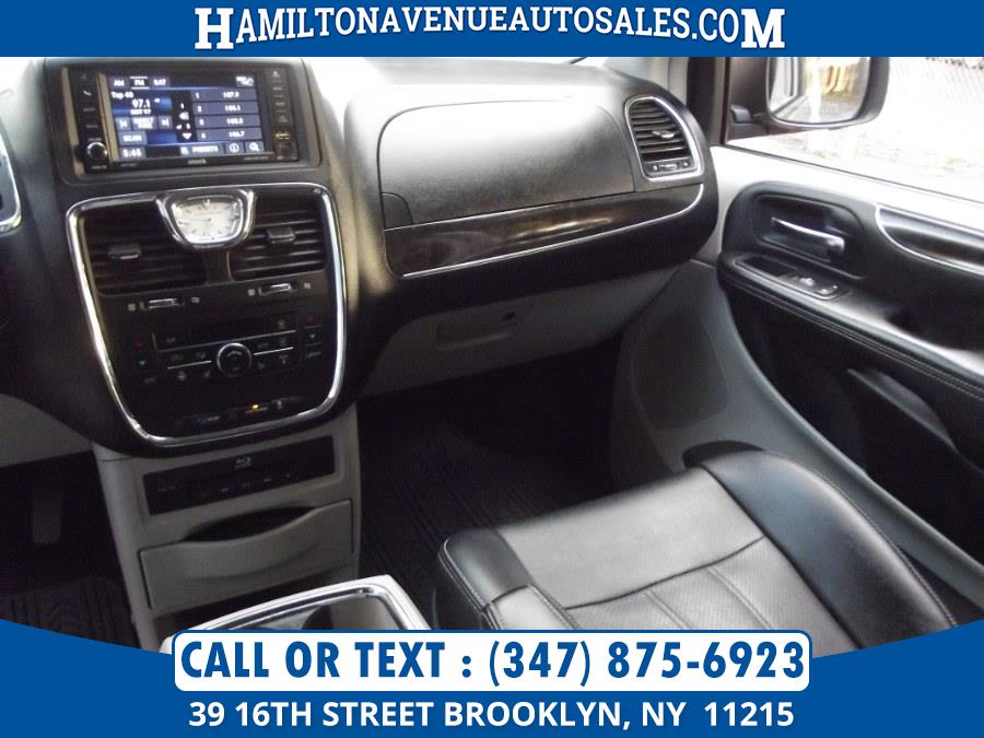 Used Chrysler Town & Country 4dr Wgn Touring-L 2013 | Hamilton Avenue Auto Sales DBA Nyautoauction.com. Brooklyn, New York Used Chrysler Town & Country 4dr Wgn Touring-L 2013 | Hamilton Avenue Auto Sales DBA Nyautoauction.com. Brooklyn, New York