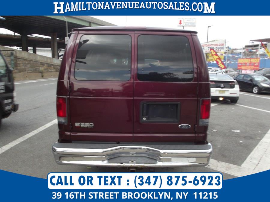 Used Ford Econoline Wagon XLT 2005 | Hamilton Avenue Auto Sales DBA Nyautoauction.com. Brooklyn, New York Used Ford Econoline Wagon XLT 2005 | Hamilton Avenue Auto Sales DBA Nyautoauction.com. Brooklyn, New York