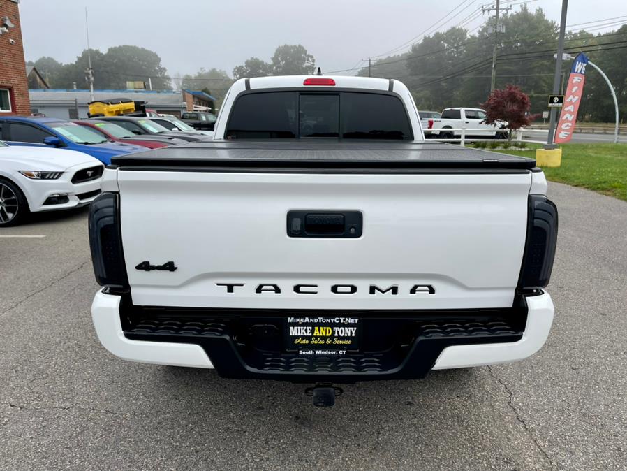 2018 Toyota Tacoma SR5 Access Cab 6'' Bed I4 4x4 AT (Natl), available for sale in South Windsor, Connecticut | Mike And Tony Auto Sales, Inc. South Windsor, Connecticut 2018 Toyota Tacoma SR5 Access Cab 6'' Bed I4 4x4 AT (Natl), available for sale in South Windsor, Connecticut | Mike And Tony Auto Sales, Inc. South Windsor, Connecticut