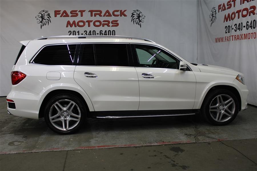 Used Mercedes-benz Gl 550 4MATIC 2015 | Fast Track Motors. Paterson, New Jersey Used Mercedes-benz Gl 550 4MATIC 2015 | Fast Track Motors. Paterson, New Jersey