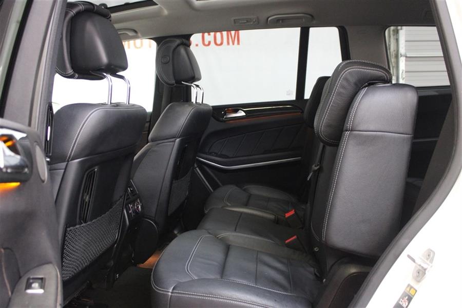 Used Mercedes-benz Gl 550 4MATIC 2015 | Fast Track Motors. Paterson, New Jersey Used Mercedes-benz Gl 550 4MATIC 2015 | Fast Track Motors. Paterson, New Jersey