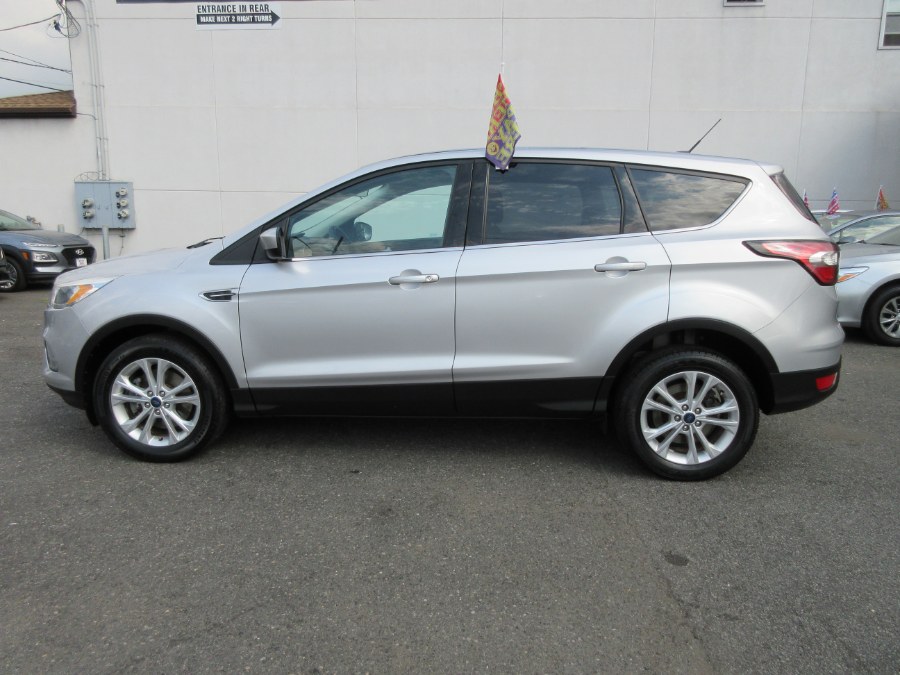 2017 Ford Escape SE 4WD, available for sale in Linden, New Jersey | Route 27 Auto Mall. Linden, New Jersey 2017 Ford Escape SE 4WD, available for sale in Linden, New Jersey | Route 27 Auto Mall. Linden, New Jersey