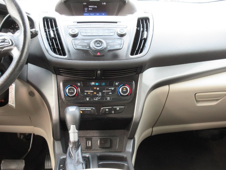 2017 Ford Escape SE 4WD, available for sale in Linden, New Jersey | Route 27 Auto Mall. Linden, New Jersey 2017 Ford Escape SE 4WD, available for sale in Linden, New Jersey | Route 27 Auto Mall. Linden, New Jersey