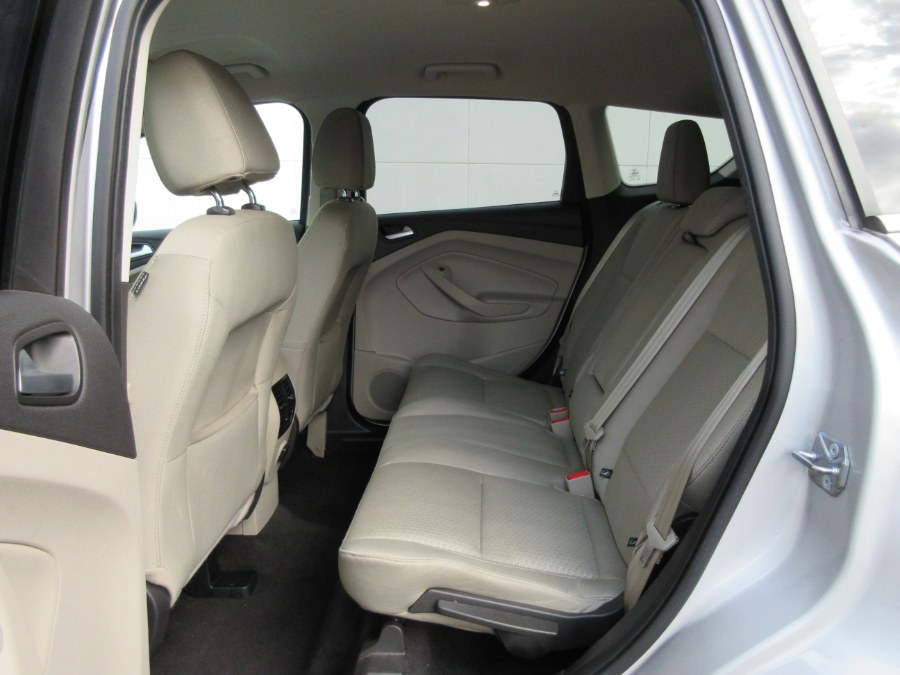 2017 Ford Escape SE 4WD, available for sale in Linden, New Jersey | Route 27 Auto Mall. Linden, New Jersey 2017 Ford Escape SE 4WD, available for sale in Linden, New Jersey | Route 27 Auto Mall. Linden, New Jersey