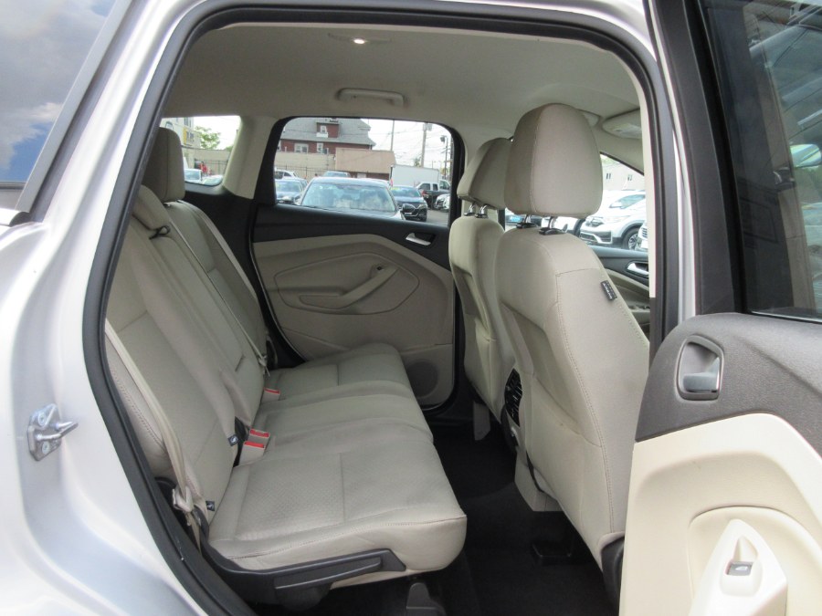 2017 Ford Escape SE 4WD, available for sale in Linden, New Jersey | Route 27 Auto Mall. Linden, New Jersey 2017 Ford Escape SE 4WD, available for sale in Linden, New Jersey | Route 27 Auto Mall. Linden, New Jersey