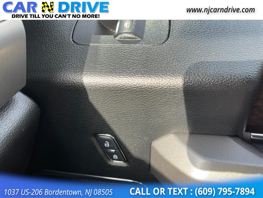 Used Ford F-150 Platinum SuperCrew 5.5-ft. Bed 4WD 2017 | Car N Drive. Bordentown, New Jersey Used Ford F-150 Platinum SuperCrew 5.5-ft. Bed 4WD 2017 | Car N Drive. Bordentown, New Jersey