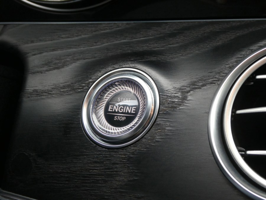 Used Mercedes-benz E-class E 300 2019 | Auto Expo Ent Inc.. Great Neck, New York Used Mercedes-benz E-class E 300 2019 | Auto Expo Ent Inc.. Great Neck, New York