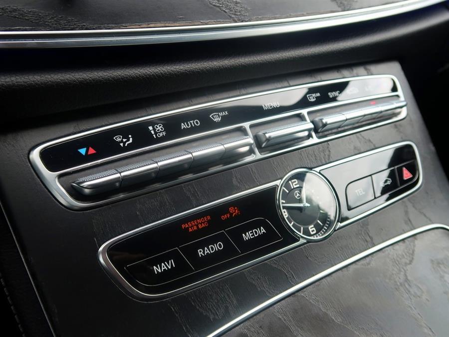Used Mercedes-benz E-class E 300 2018 | Auto Expo Ent Inc.. Great Neck, New York Used Mercedes-benz E-class E 300 2018 | Auto Expo Ent Inc.. Great Neck, New York
