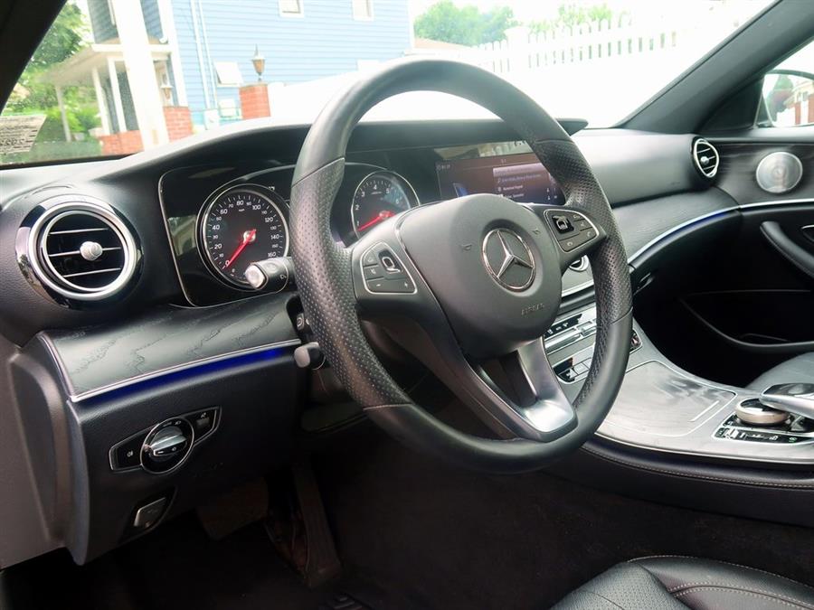 Used Mercedes-benz E-class E 300 2018 | Auto Expo Ent Inc.. Great Neck, New York Used Mercedes-benz E-class E 300 2018 | Auto Expo Ent Inc.. Great Neck, New York