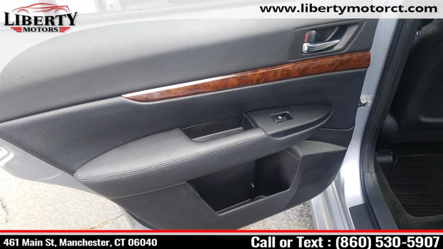 Used Subaru Legacy 4dr Sdn H4 Auto 2.5i Limited 2013 | Liberty Motors. Manchester, Connecticut Used Subaru Legacy 4dr Sdn H4 Auto 2.5i Limited 2013 | Liberty Motors. Manchester, Connecticut