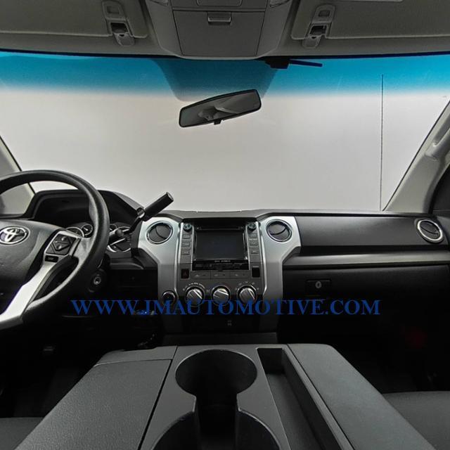 Used Toyota Tundra Double Cab 5.7L V8 6-Spd AT SR 2015 | J&M Automotive Sls&Svc LLC. Naugatuck, Connecticut Used Toyota Tundra Double Cab 5.7L V8 6-Spd AT SR 2015 | J&M Automotive Sls&Svc LLC. Naugatuck, Connecticut