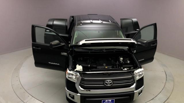 Used Toyota Tundra Double Cab 5.7L V8 6-Spd AT SR 2015 | J&M Automotive Sls&Svc LLC. Naugatuck, Connecticut Used Toyota Tundra Double Cab 5.7L V8 6-Spd AT SR 2015 | J&M Automotive Sls&Svc LLC. Naugatuck, Connecticut