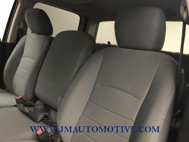 Used Ram 2500 4WD Crew Cab 149 Tradesman 2016 | J&M Automotive Sls&Svc LLC. Naugatuck, Connecticut Used Ram 2500 4WD Crew Cab 149 Tradesman 2016 | J&M Automotive Sls&Svc LLC. Naugatuck, Connecticut