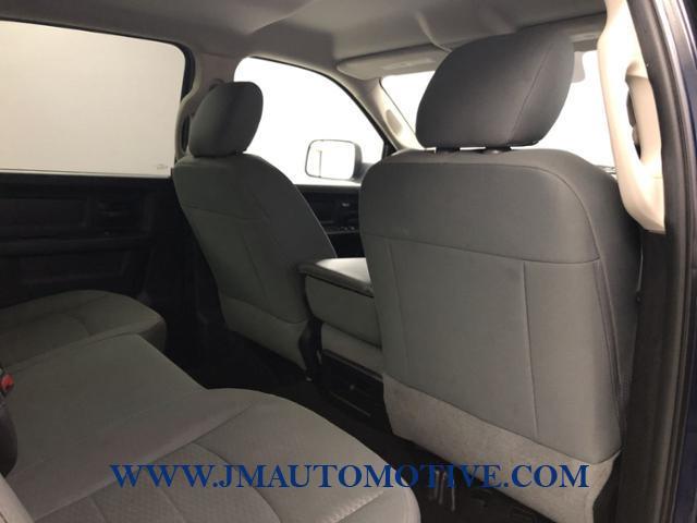 Used Ram 2500 4WD Crew Cab 149 Tradesman 2016 | J&M Automotive Sls&Svc LLC. Naugatuck, Connecticut Used Ram 2500 4WD Crew Cab 149 Tradesman 2016 | J&M Automotive Sls&Svc LLC. Naugatuck, Connecticut