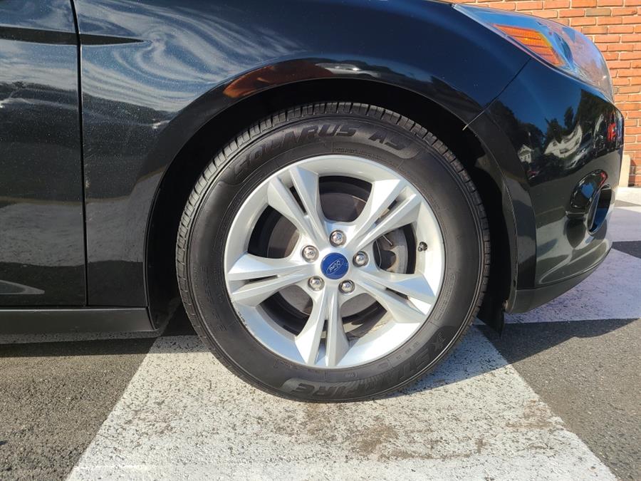 2014 Ford Focus 5dr HB SE, available for sale in Waterbury, Connecticut | National Auto Brokers, Inc.. Waterbury, Connecticut 2014 Ford Focus 5dr HB SE, available for sale in Waterbury, Connecticut | National Auto Brokers, Inc.. Waterbury, Connecticut