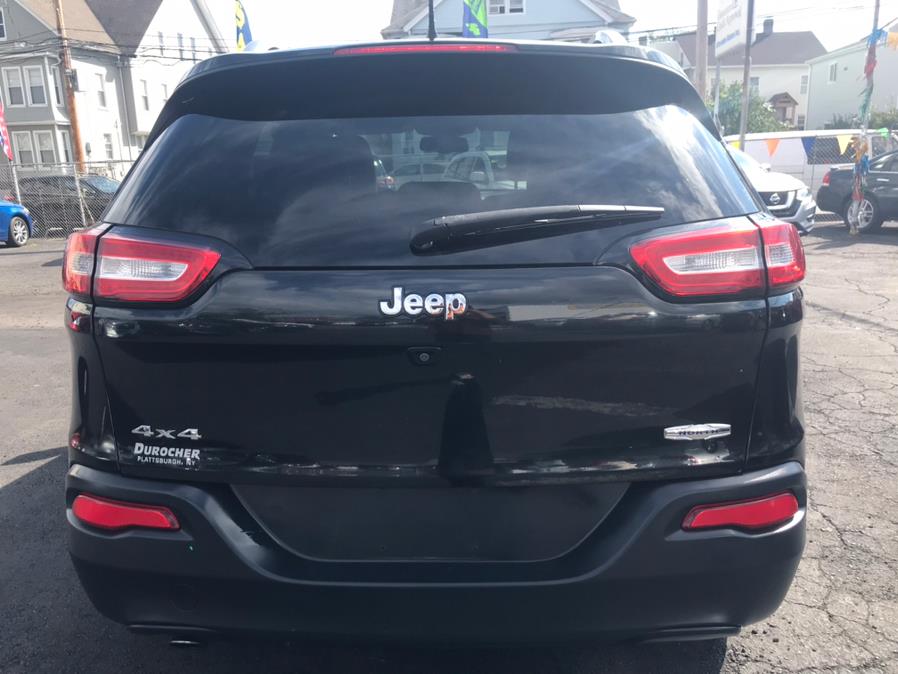 Used Jeep Cherokee 4WD 4dr Latitude 2015 | Affordable Motors Inc. Bridgeport, Connecticut Used Jeep Cherokee 4WD 4dr Latitude 2015 | Affordable Motors Inc. Bridgeport, Connecticut