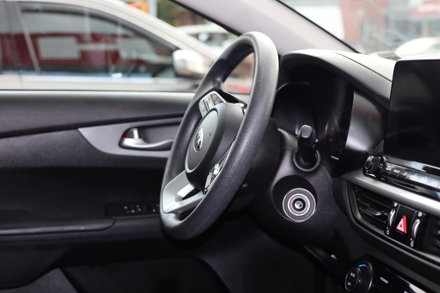 Used Kia Forte LXS IVT 2019 | Hillside Auto Mall Inc.. Jamaica, New York Used Kia Forte LXS IVT 2019 | Hillside Auto Mall Inc.. Jamaica, New York