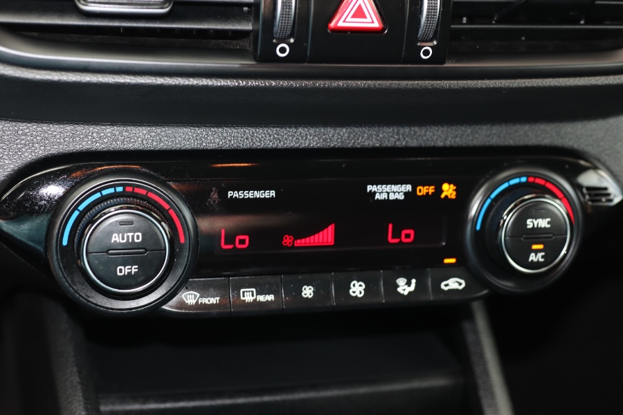 Used Kia Forte LXS IVT 2019 | Hillside Auto Mall Inc.. Jamaica, New York Used Kia Forte LXS IVT 2019 | Hillside Auto Mall Inc.. Jamaica, New York