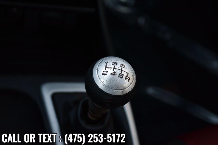 Used Honda Civic Coupe 2dr Man Si 2015 | Highline Car Connection. Waterbury, Connecticut Used Honda Civic Coupe 2dr Man Si 2015 | Highline Car Connection. Waterbury, Connecticut